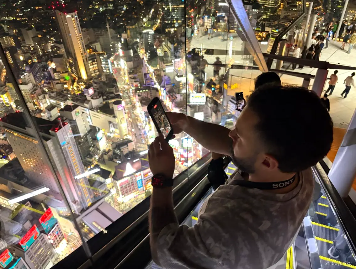 Excursió a Shibuya Sky, llums de la ciutat des del mirador
