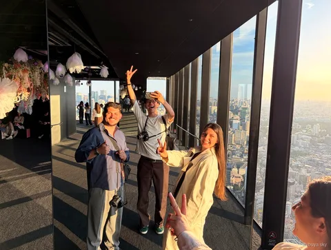Shibuya Sky biljett och tur, Hachiko och Scramble Crossing på kvällen